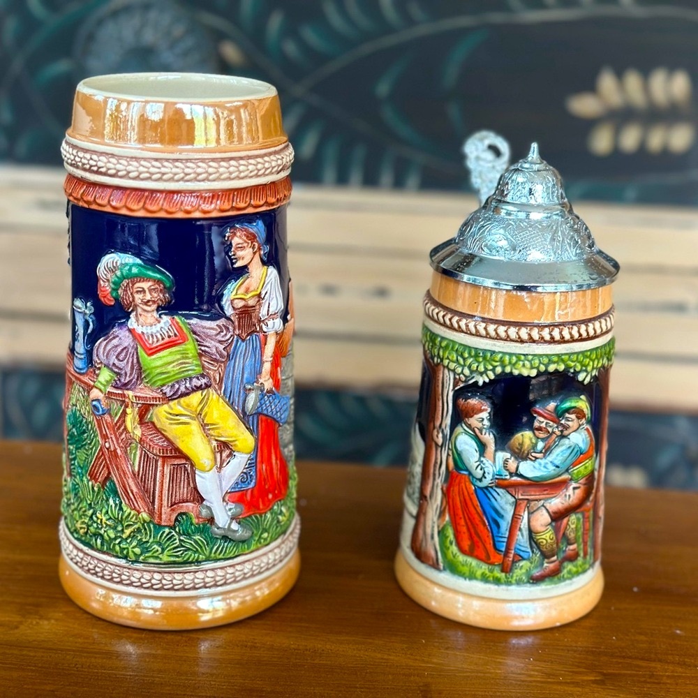 🍺🍻Vintage Beer Steins (2)🍁🍂🍻🍺🥨